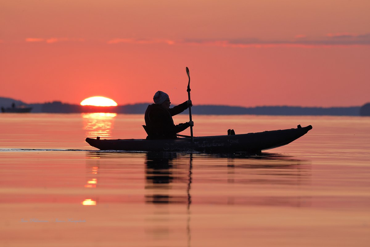 ismo_pekkarinen's tweet photo. Testattiin ilmatäytteistäkanoottia, hyvin pysy pinnalla, eikä kukaan hukkunut 👍.Tested inflatable canoe, well stay on the surface no one drowned.
#finland #visitfinland #kontiolahti #höytiäinen #kanootti #canoe #oudoors #lake #kajakki #retkeily #toring #fitnordseal300 #landscape https://t.co/WvLDHjw8LJ