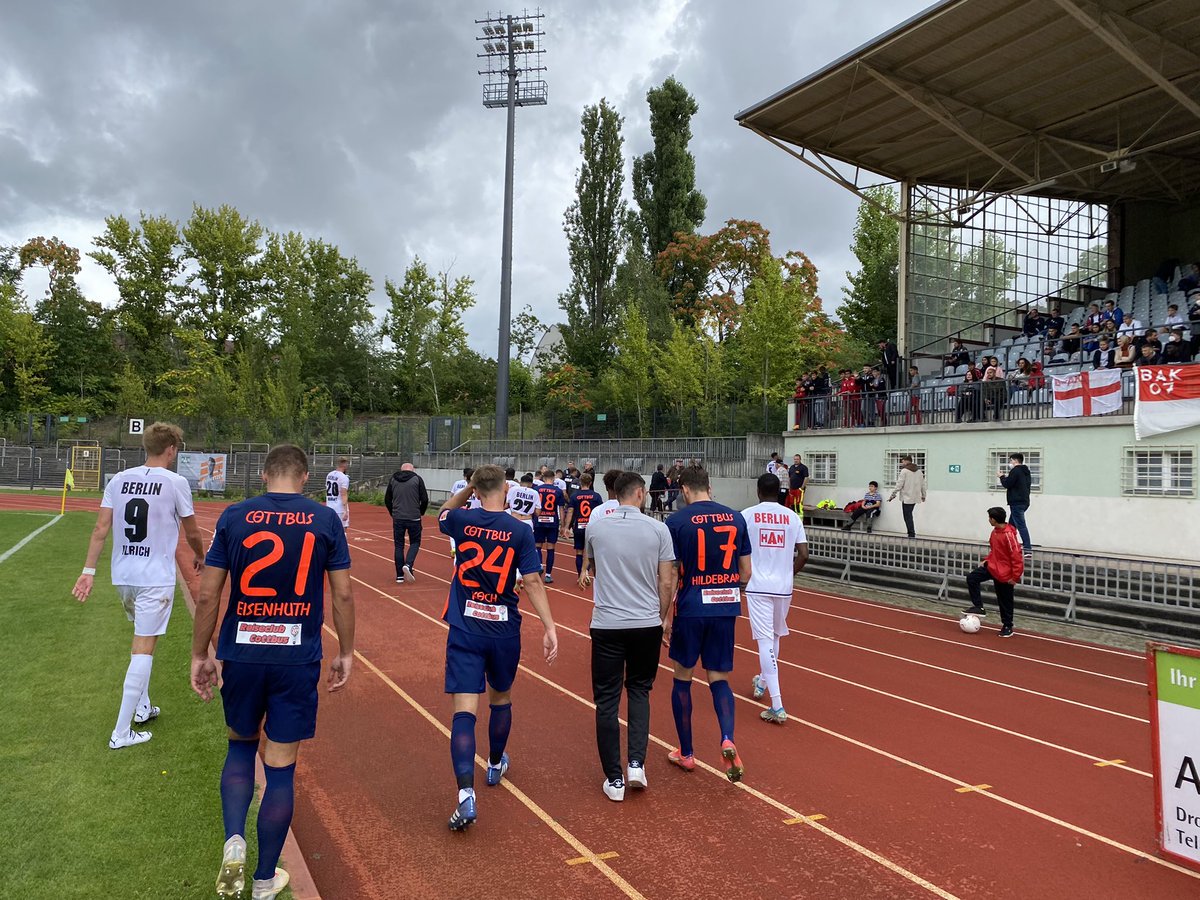 Nur_Energie's tweet photo. Mit einer 2:0-Halbzeitführung durch die Tore von Badu und Engelhardt geht der #FCEnergie in die Halbzeitpause beim @BerlinerAK07. #WIR #BAKFCE https://t.co/tivzx3woj2