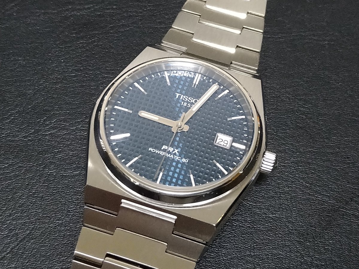 あ、そうそう。TISSOTのなんとか言う自動巻きのやつ買ってもうた。この値段でええのん？