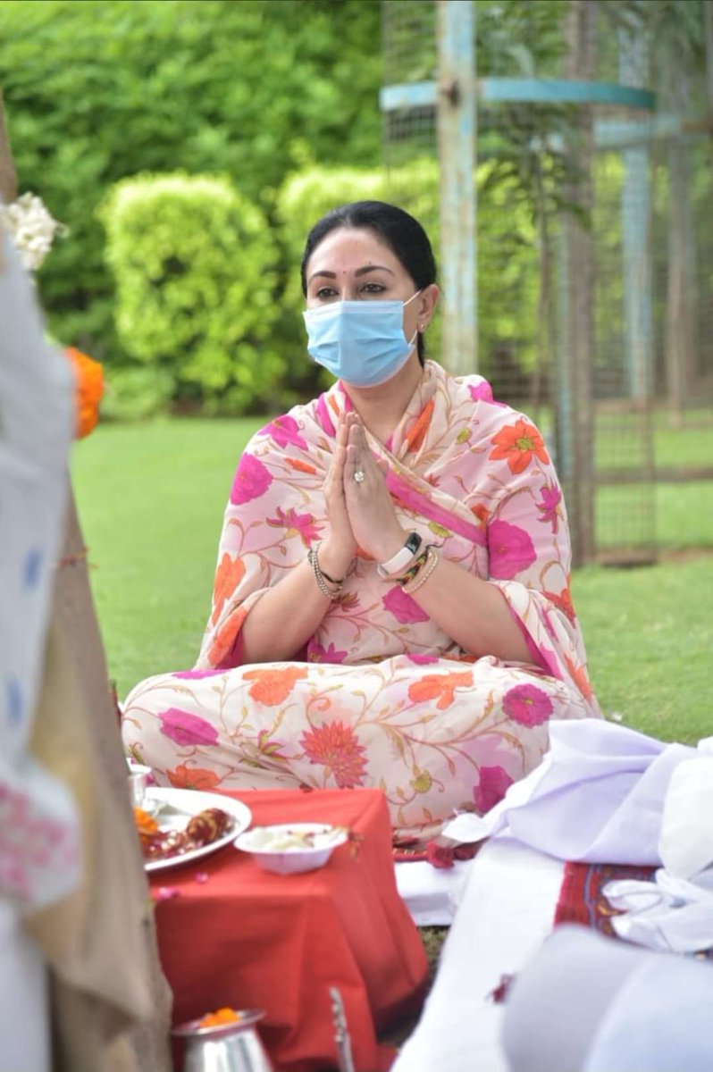 #PicOfTheDay 
Jai Shri krishna Ma'am
 <a href="/KumariDiya/">Diya Kumari</a> ji🙏

#bjp4india #BJP4Rajasthan #Jaipur 
<a href="/BJP4India/">BJP</a> <a href="/BJP4Rajasthan/">BJP Rajasthan</a> <a href="/bjp4rajsamand/">Bjp4rajsamand</a> <a href="/TeamDiyaKumari/">Team Diya Kumari</a> <a href="/PDKF_Jaipur/">Princess Diya Kumari Foundation</a> <a href="/diyakumarifans/">Diya Kumari Fans Club</a> <a href="/office_diya/">Office Of Diya Kumari</a> <a href="/Arvind71050794/">Arvind Gautam</a> <a href="/Bherulaljaat96/">Bheru Lal (BL Jat)</a> <a href="/mahendrarawat84/">Mahendra Singh Rawat</a> <a href="/DBageena/">भावांजलि</a> <a href="/OfficialAashif/">Aashif Qureshi</a> <a href="/kiransnm/">Deepti Kiran Maheshwari</a>