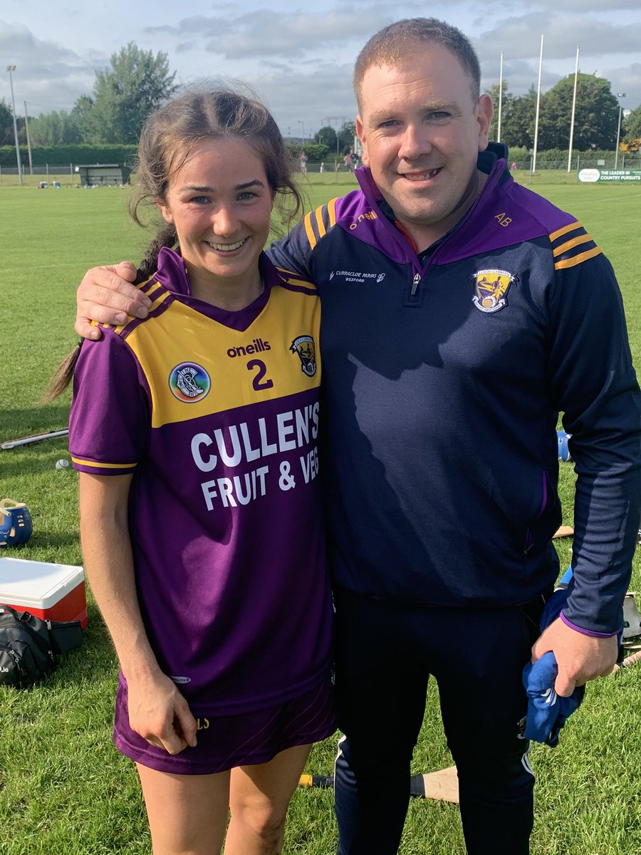 Official Wexford Camogie tweet media