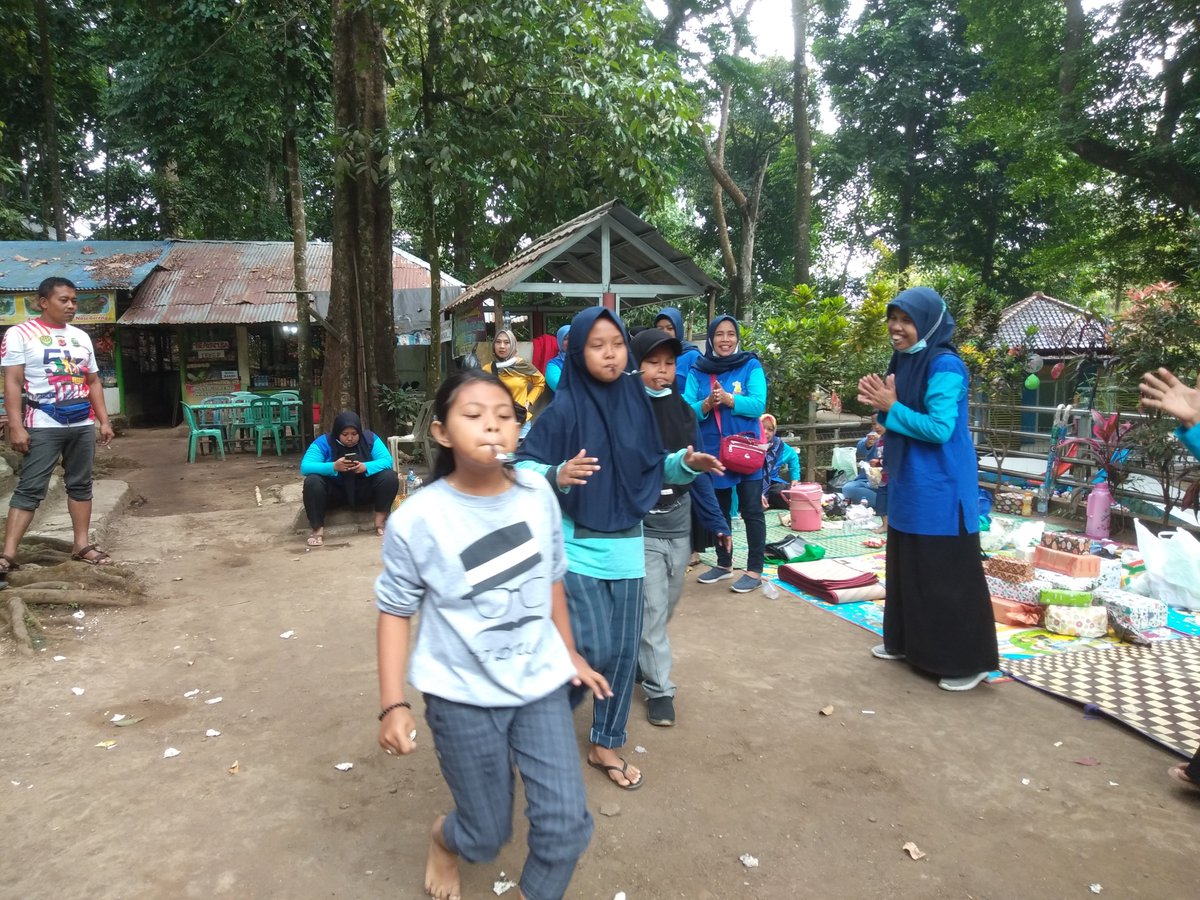 didisardi76's tweet photo. Jalan jalan ke Objek wisata Prabu Siliwangi - Pajajar - Majalengka https://t.co/4emr8t2gbP