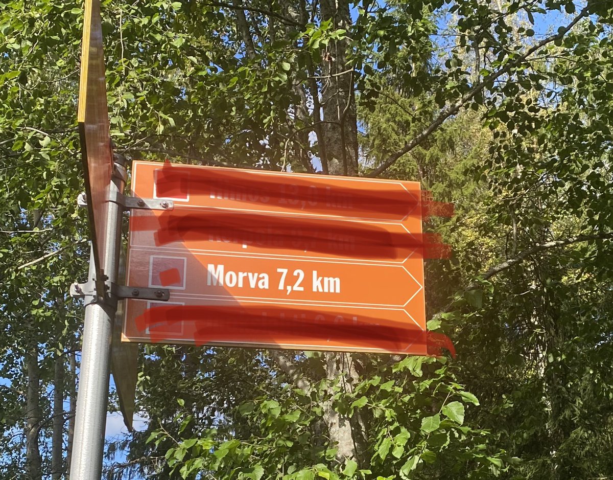 Kahen viikon pyöräilytauon jälkeen on aina yhtä kepeää ajaa pitkä lenkki. #morvagravel lähestyy, joten pakko on yrittää ryhdistäytyä.