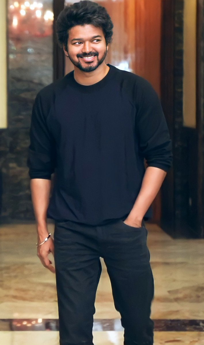 VijayFansTrends's tweet photo. #MajesticEmperorVijay is now TRENDING! 

#Beast #Master @actorvijay https://t.co/K5XooHSovA
