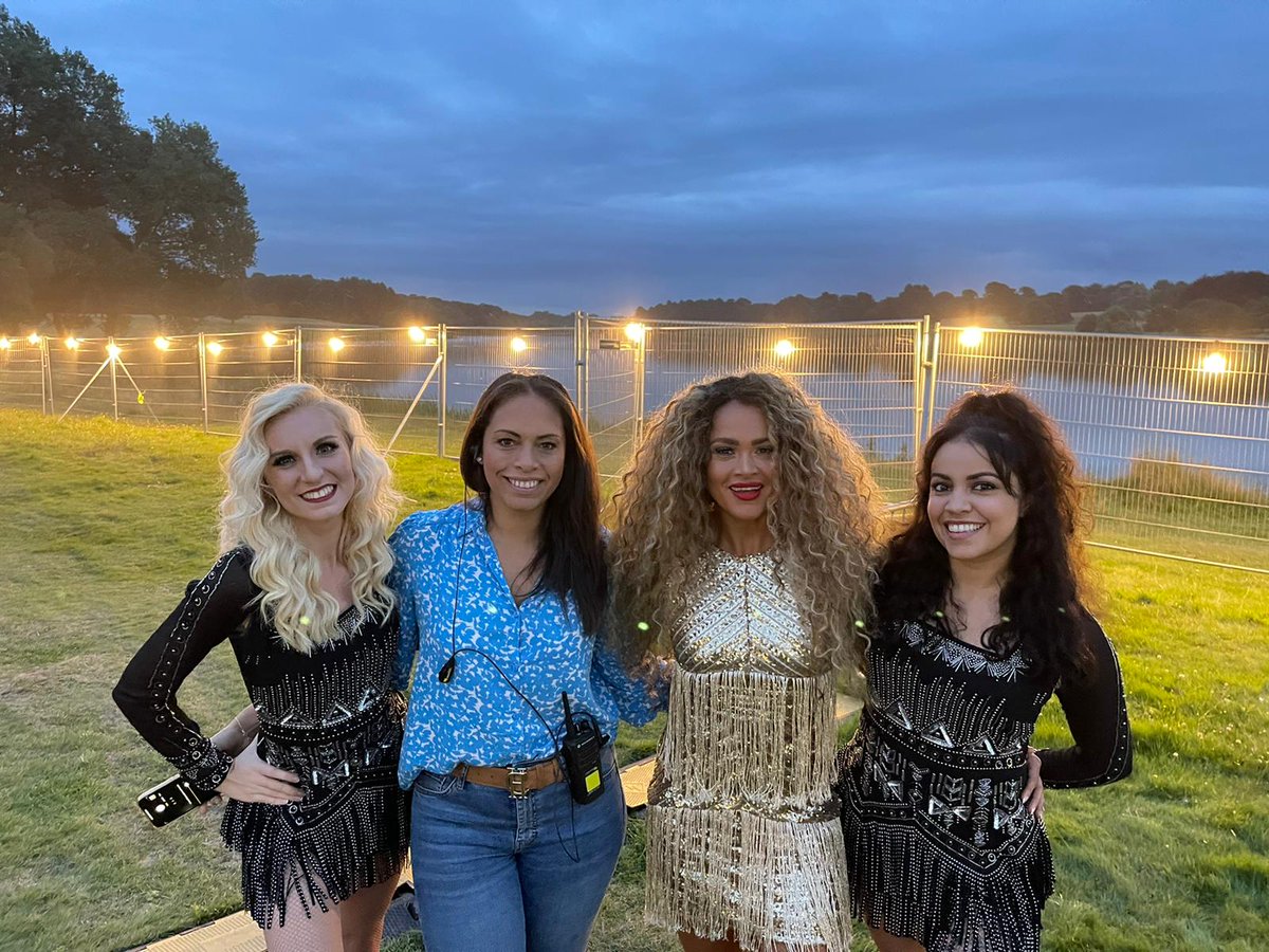 SavingEvents's tweet image. We absolutely loved working with Zoe Birkett last week for the One Night Of Tina event! #Divasbythelake 🌟

It's one of our favourite shows we've delivered so far! 💃