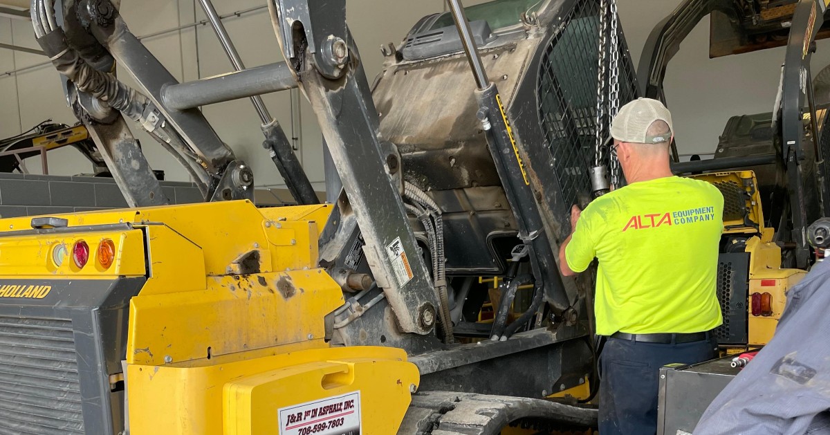 When #uptimemattersmost you can rely on Alta Equipment.  24/7/375 service support.

#servicecompany #technicians