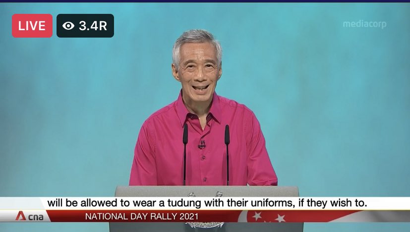 hidyeyat's tweet photo. I wanna cry :,) ALHAMDULILLAH! From November onwards, Nurses in Singapore can wear hijab if they want to https://t.co/L5n92jZEtT