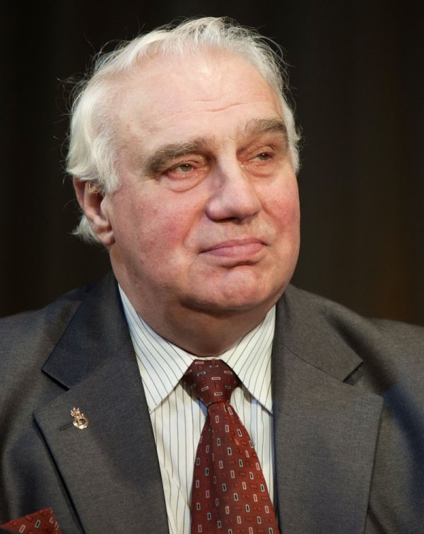 rpmubhsTjQbJZ5b's tweet image. На 81-м году жизни скончался советский и российский актер театра и кино Роман Громадский🙏Замечательный был актёр!Светлая память🙏🌹