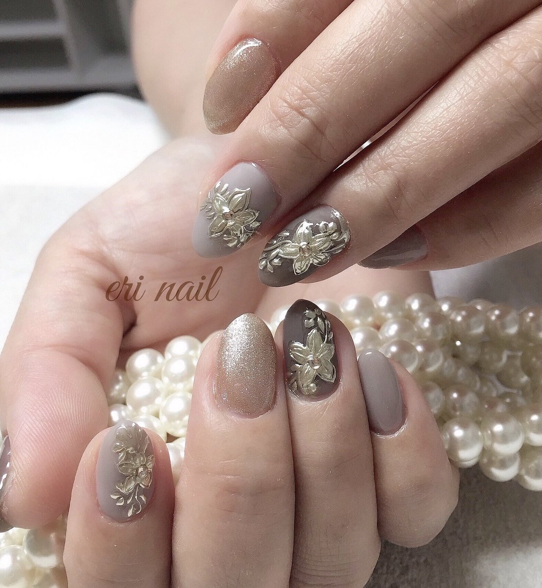 Eri ハワイアンジュエリーネイル 今回はハワイアンジュエリーがやりたいなぁ と言うことでお好みのカラーで仕上げさせていただきました お客様にピッタリなカラーとジュエリーネイル 素敵すぎてうっとりしちゃいまた すっごくお似合いだなぁ