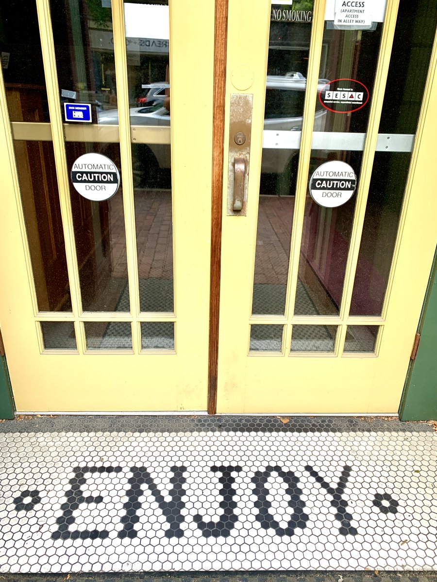 The Gateway to the Finger Lakes, the <a href="/gafferdistrict/">Gaffer District</a> in Corning delivers a good time! Breweries, shops, bakeries, museums, and more make it a must-stop town: bit.ly/2U5rQRz #NewYork @CorningFLX <a href="/UrbanCorning/">Urban Corning</a>