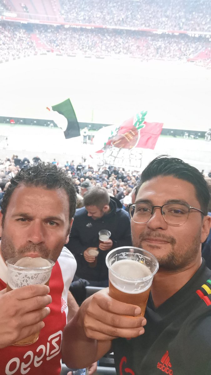 Dvg16's tweet image. Maximaal genieten!! Thx weer @xgabrriella voor de foto!