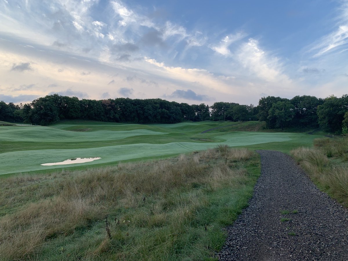 SAndrews206's tweet photo. No measurable precipitation for 2 months. Aeration week, 5 plus inches. Enough.#WBYC https://t.co/B1xX7ohtp9