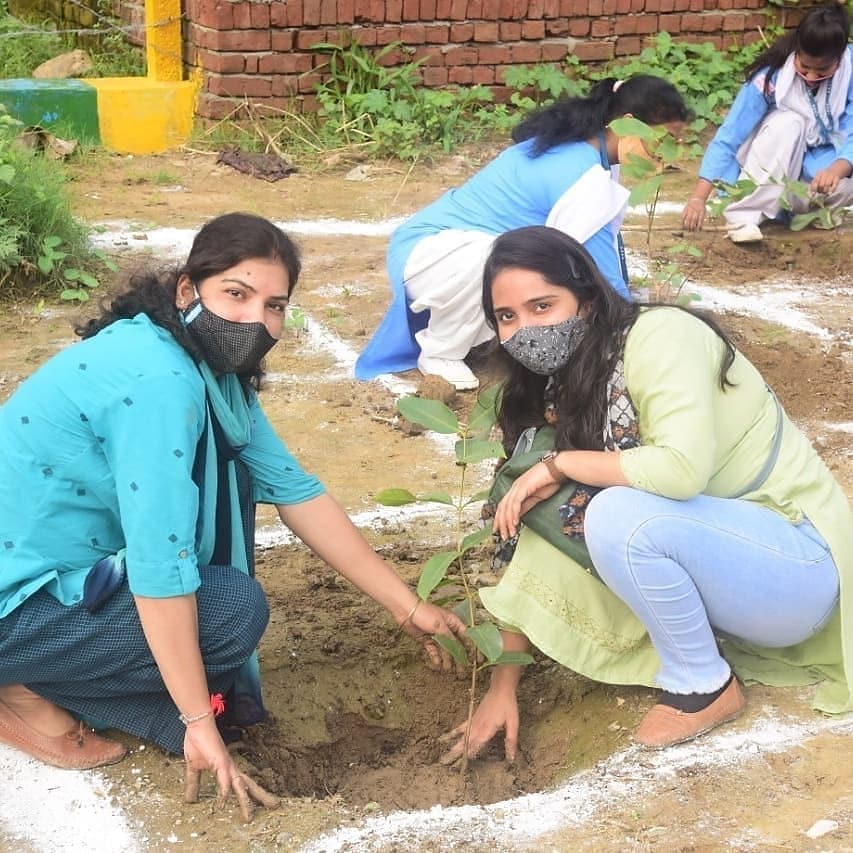Nivedit51927313's tweet image. I Planted a Tree because it gives us life, with #onenessvann #Ghaziabad on 29th August

#onenessvann 
#santnirankarimission 
#sncf

@OnenessVann 
@santnirankari 
@sncfoundation