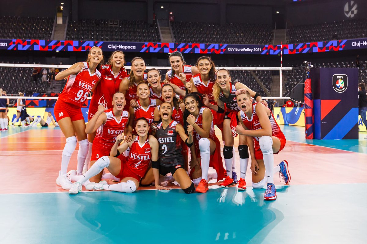 Çeyrek final yolunda başarılar #FileninSultanları 🇹🇷💪

Vurduğunuz sayı olsun😉