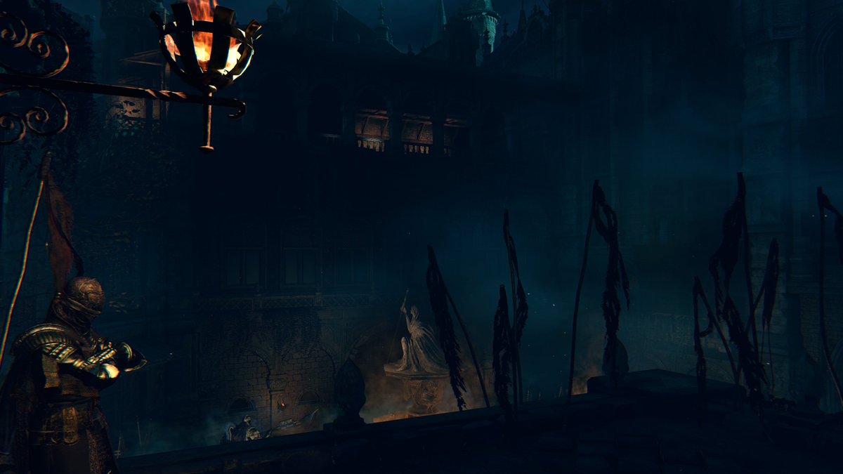 abyss1neSouls's tweet photo. How can an environment look so different and still beautiful -- Lothric Night - Dark Souls 3 
#DarkSouls3 https://t.co/47u7iHq5jS