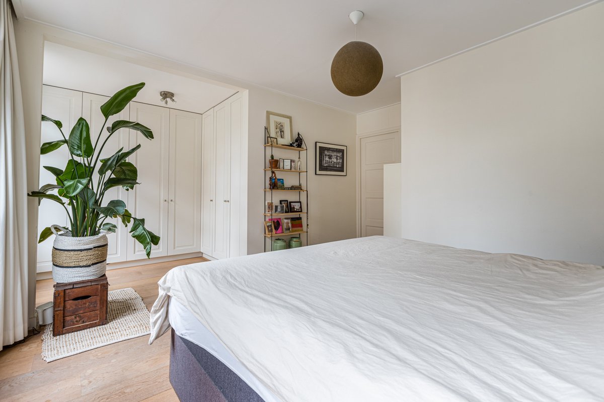 TIPMakelaar's tweet photo. Wijsmullerstraat 47-hs, Amsterdam  | 114 m2 | 3 sl.kmrs | Twee woonlagen | Eigen grond | tuin | Vondelpark | 🏘️#TIPMakelaar #Amsterdam #woningmarkt  #Funda #tekoop #Hoofddorppleinbuurt #tuin https://t.co/ZmwAt3OKxG https://t.co/gwODnlyTI8