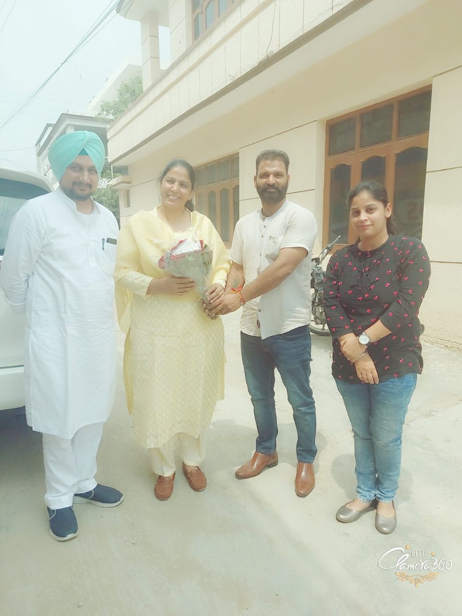 YaminiVerma29's tweet photo. We had Wonderful time today with our Honest and Lovable Leader
@BadlaKaur ji State Coordinator SM @PunjabPMC and @harman_badla ji   Vice President DCC Sangrur.
Thank you so Much for the love and Blessings. 💐❣💞
@ankit5145 @LataVermaINC @KapoorRicks @PunjabPMC https://t.co/PSJJDEldal