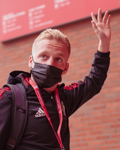 ManUtdMEN's tweet image. "If ever there is an occasion to trial Van de Beek in a midfield two then today is it." | @samuelluckhurst #mufc #WOLMUN manchestereveningnews.co.uk/sport/football…