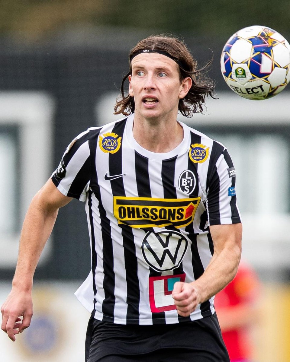 landskronabois's tweet image. 🧱 | Vi säger grattis till Andreas Murbeck som röstades fram till MATCHENS LIRARE i gårdagens match.

Även grattis till Jimmy Nilsson som vann en signerad ligaboll.

#viärlandskrona #rändernagåraldrigur

📷 Bildbyrån