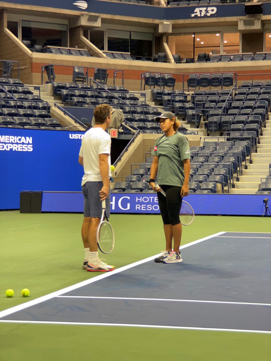 Wowowテニス على تويتر 全米オープンテニス 現地より 大坂選手はセンターコートで1時間以上かけて練習しました 仕上がりは順調なようです 8 31 火 午前7 40 大会第1日ナイトセッション ｍ ブーズコバ Vs 大坂なおみ 放送 配信情報はこちら T Co