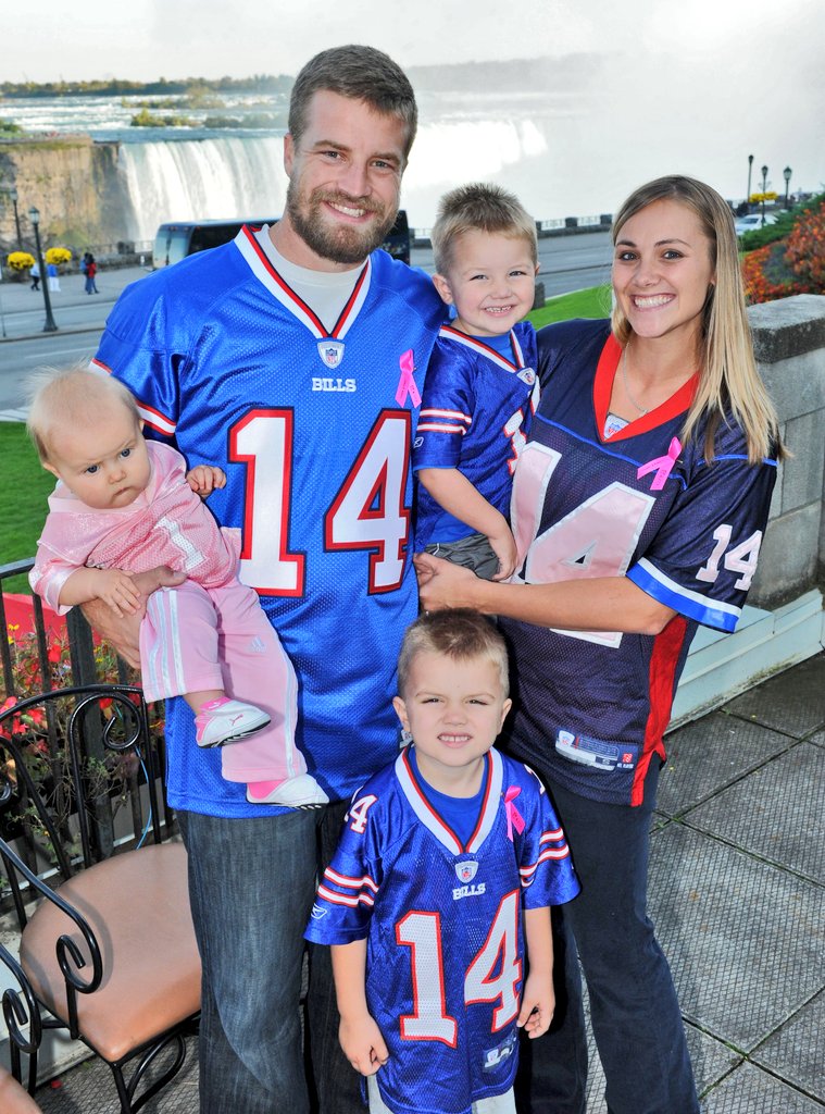 417MafiaMatt's tweet image. #FitzMagic days until #Bills opening Kickoff!!!  🦬🦬🏈🦶💥❤🤍💙

#GoBills I #AmishRifle I #BillsMafia