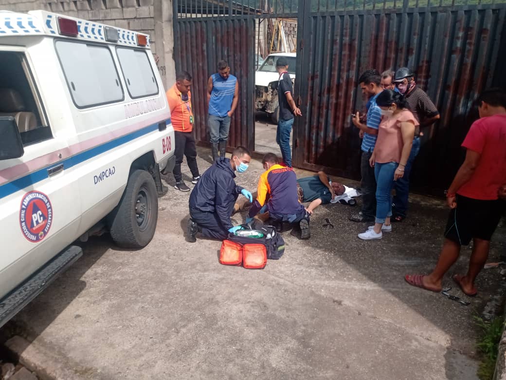 Se activa la unidad ambulancia B08 al municipio Torbes motivo a accidente de tránsito moto con vehículo, al llegar al sitio positivo, se valoran dos lesionados, estabilizan y trasladan al hospital central de San Cristóbal.  
<a href="/MIJP_Vzla/">MPPRIJP</a> <a href="/PCivil_Ve/">Protección Civil</a> <a href="/Juntosxtachira1/">Juntos por Táchira</a>