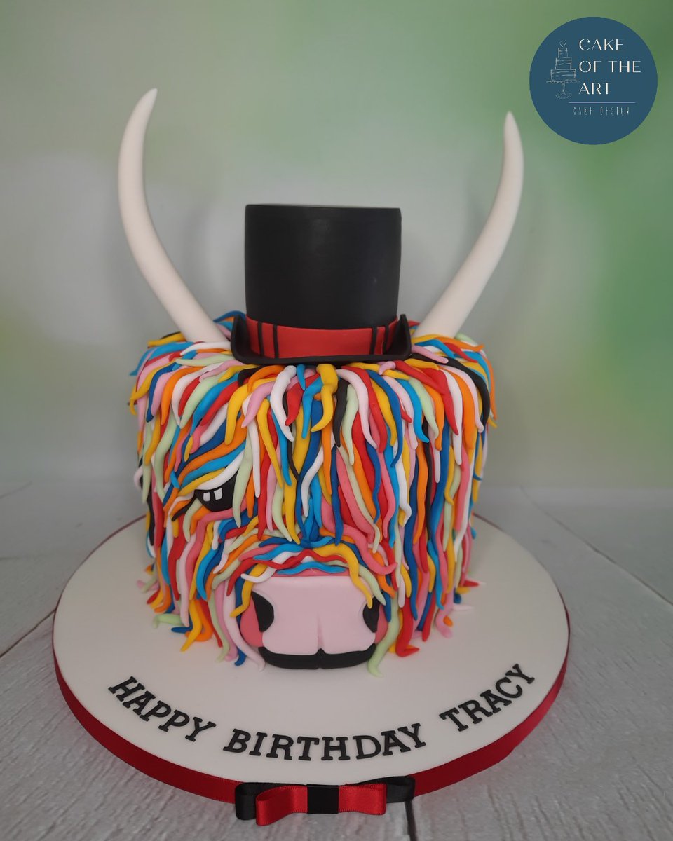 Who loves these? All edible and very cute! #highlandcow #mccoo