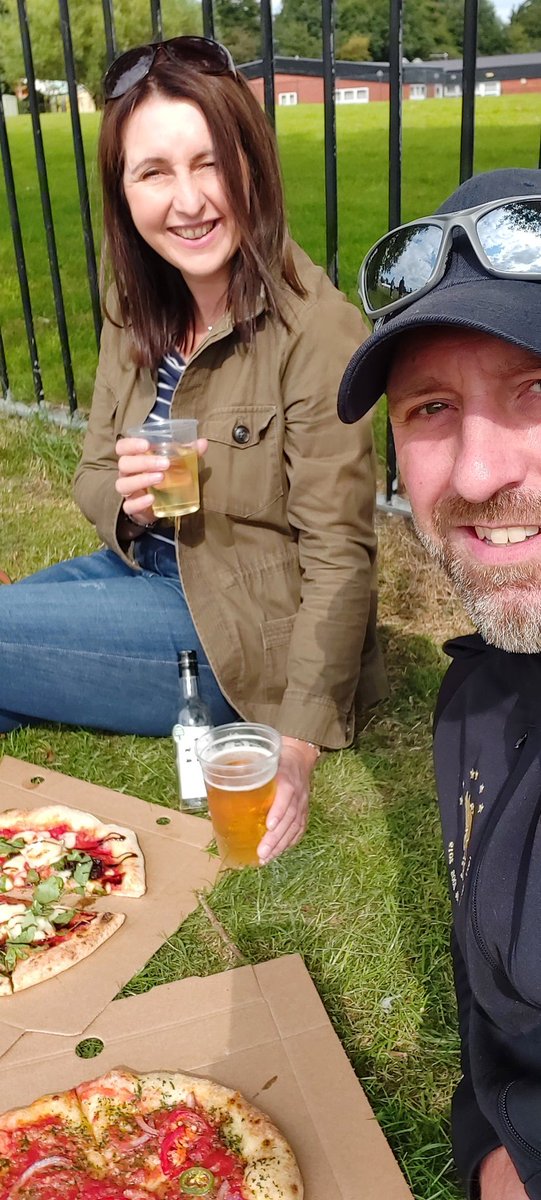 carlo74Della's tweet photo. Pizza, Beer &amp; cricket....crackin' afternoon spent with @suzhan05 down at Euxfest @EuxtonCC. #Euxfest 🏏🍺🍺🍕🍕🍕 https://t.co/TusEvwLeBl