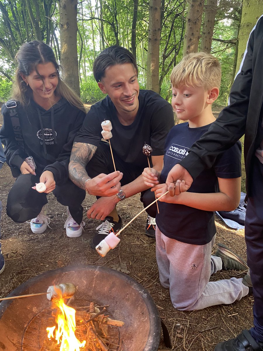 Castleton Primary (@castleton_leeds) on Twitter photo Some lucky children got to hang out with Leeds United’s Robin Koch.
He was such a humble man who genuinely enjoyed spending time with us (don’t think he was a fan of the toasted marshmallow 🤣🤣)
A great role <a href="/RobinKoch25/">Robin Koch</a> @Linehamfarm @LeedsChildrensC <a href="/LUFC/">Leeds United</a> Some lucky children got to hang out with Leeds United’s Robin Koch.
He was such a humble man who genuinely enjoyed spending time with us (don’t think he was a fan of the toasted marshmallow 🤣🤣)
A great role <a href="/RobinKoch25/">Robin Koch</a> @Linehamfarm @LeedsChildrensC <a href="/LUFC/">Leeds United</a>