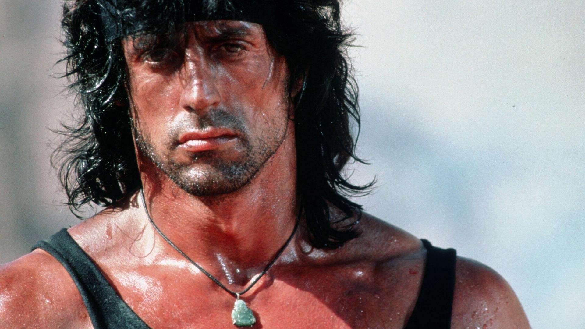 Como filme 'Rambo 3' ajuda a explicar origem do Talebã - BBC News