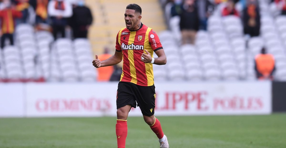 Seconde session test, toujours du côté de @LwMarsiglia ce soir ⚽

Let's Go! 😎