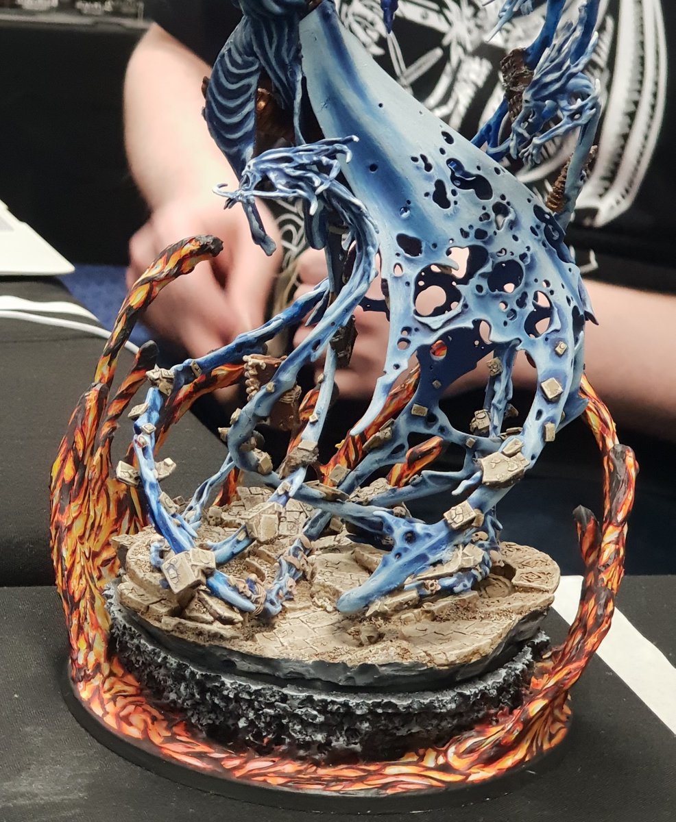 WargamingGuild's tweet photo. The Best Painted competition is always one of our favourite parts of the weekend and the bar has been raised with each successive year.  Here's last years winner for Best Painted Model Large; Daniil Osudin's #tzeentch #lordofchange  #nagash conversion - !  #chaos  #undead  #wowsa https://t.co/DqqYnXR2pF