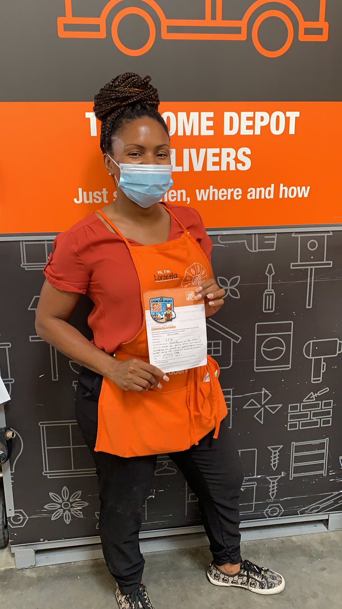 My Service Desk Lead is awesome.
Lornetta is “Orange Blooded”
