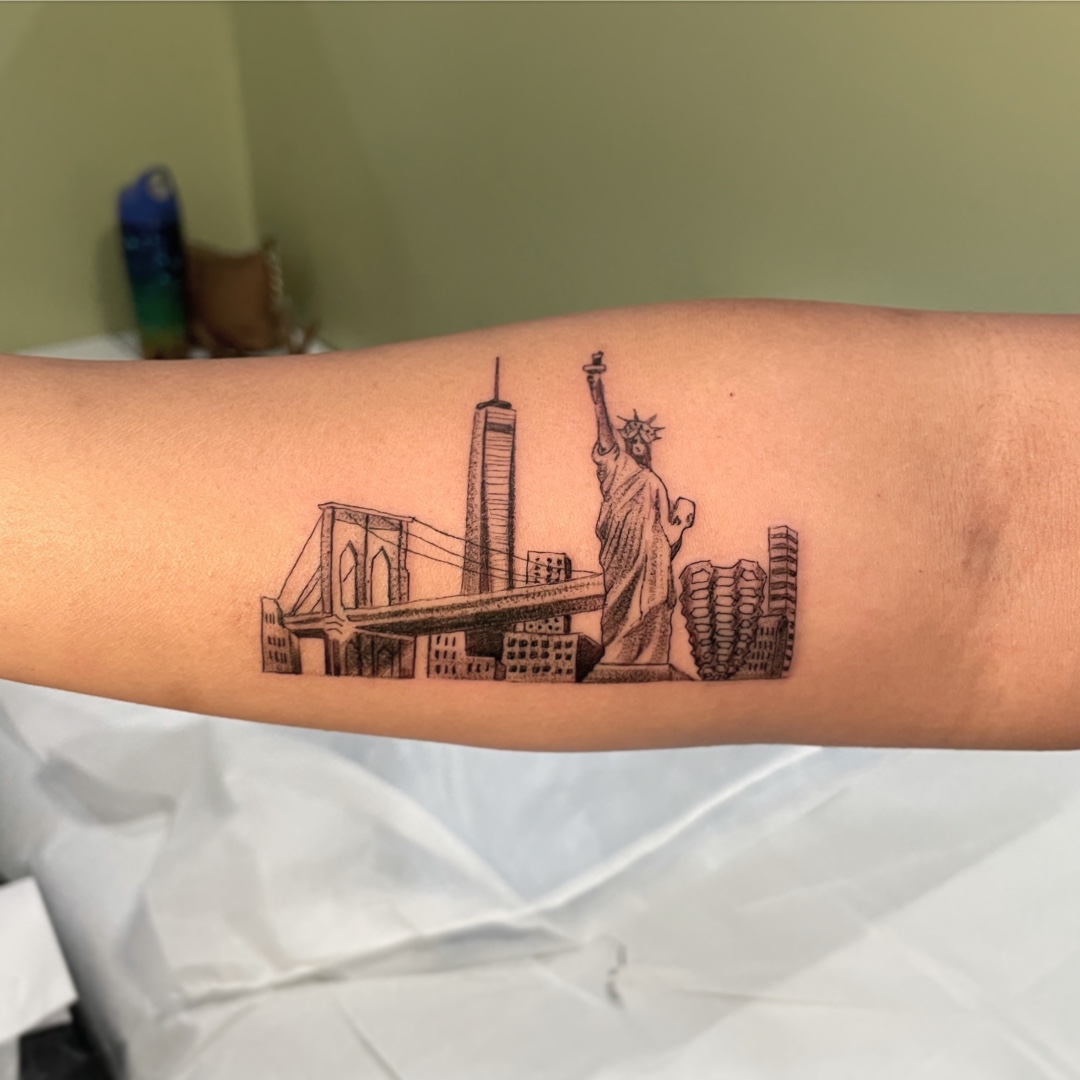 25 Cityscape Tattoos of the Worlds Most Beautiful Skylines  TattooBlend