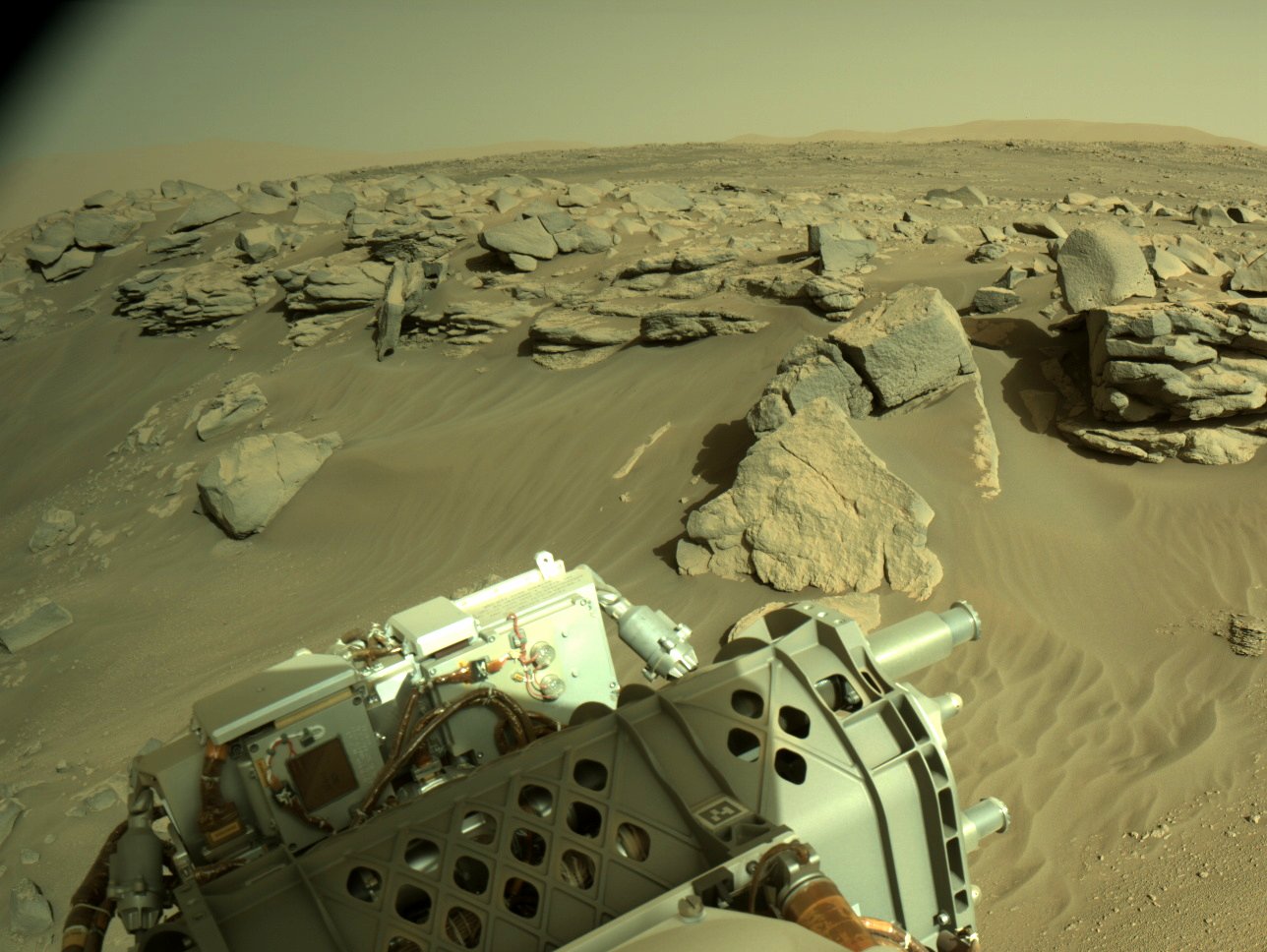 Nasa S Perseverance Mars Rover On Twitter Skirting A Boundary Between Rough Rocks And Soft Dunes Views From Orbit Teach Us So Much About Mars But There S Nothing Like Being Here And Seeing