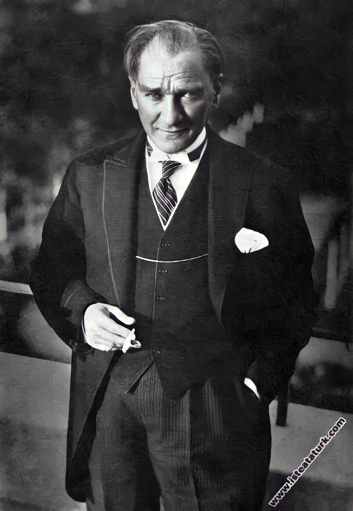 KIYMETİNİ BİLELİM... #Atam ❤️