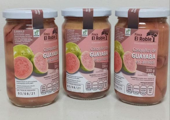 Telemayabeque's tweet photo. Nueva presentación de los productos de la Minindustria "El Roble" perteneciente a la CCS Camilo Torres perteneciente al municipio de #Bejucal en #Mayabeque. #GEAFMayabeque #VamosPorMás #Telemayabeque @minalcuba @MINAGCuba https://t.co/RJ869SSCfJ