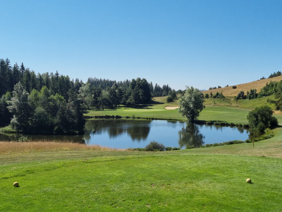 TOURMISS's tweet photo. Alpine golf at it's best & with the backdrop at Gap Bayard #pacagolf @ffgolf easily distracting you as you play this great-looking 🇫🇷 ⛳️🥇
#gapbayard #visitgap #golf #hautealpes @CallawayGolfEU @CallawayTour
See - https://t.co/tgz4eqFgQu .. Bernie https://t.co/j7uw4SXTvG