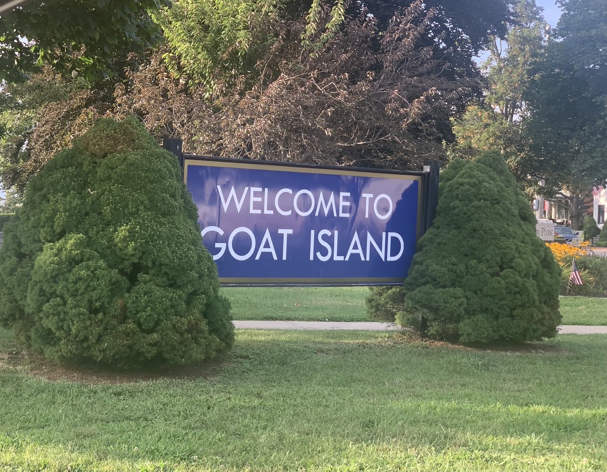 kdowning514's tweet photo. Newport Harbor Light ❣️#Goatisland #NewportHarborlight https://t.co/Gsa1aWGGKd