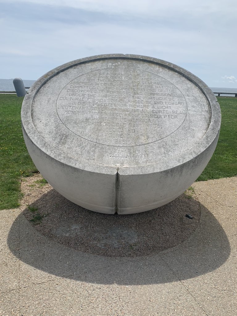kdowning514's tweet photo. 😍#newportRI #Oceandrive #brentonpointstatepark #portuguesediscoverymonument https://t.co/ahHTa22C6F