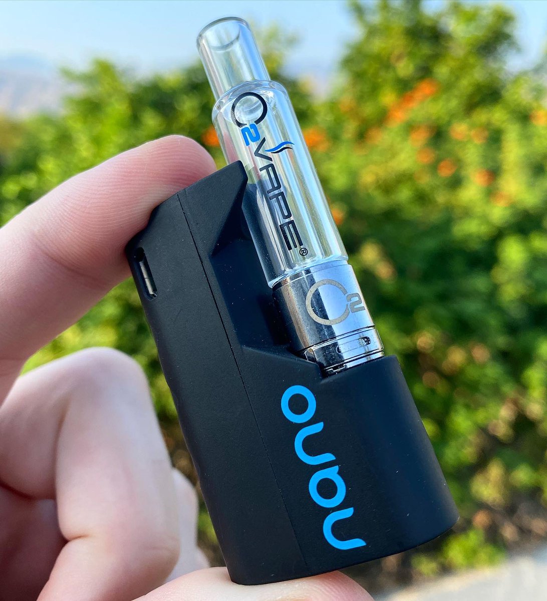 O2vape's tweet photo. The #O2NANO pairs up nicely with our new All Glass Vari-Flow Cartridges, which allows you to stay metal free and adjust the air flow rate into the cartridge. 
 
https://t.co/mbFhSSiZAe 

#vapecart #vapecartridge #distillate #extracts #dabs #dispensary #cbdoil #cbdhealth #cbd https://t.co/6UBZCTz5Kf