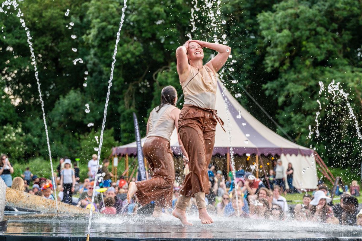 NatForestCo's tweet photo. Happy 75th Anniversary @ace_national! 🎉Sharing #CreativeMemories from @timber_festival! Thankyou for your support which has allowed us and our festival partners @_wildrumpus to bring 3 years of celebration, debate and reflection to the Forest!🌳

📷@andyaphotos https://t.co/DSzMXXnDsU