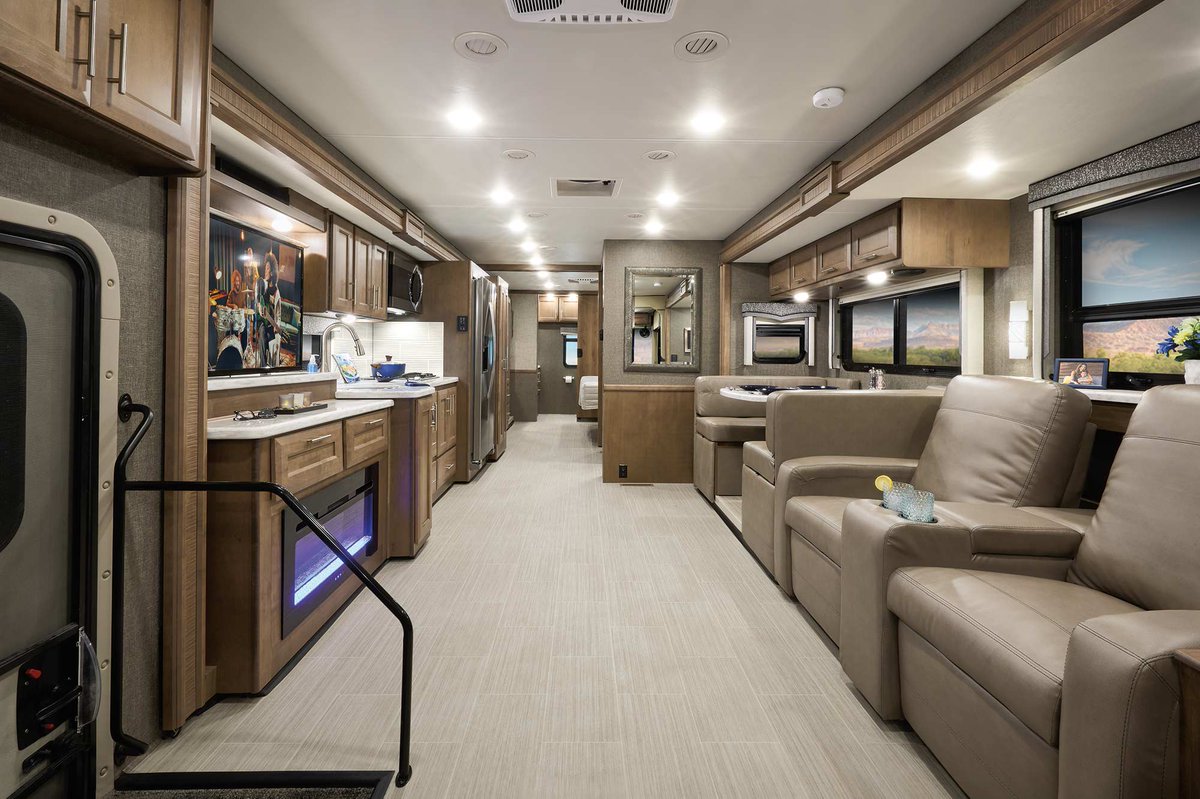 ThorMotorCoach's tweet photo. "Love our new motorhome. Can't wait to travel next summer. Love that we had a stackable washer and dryer put in. We sold our house and will be full time RVers." -Kline family ❤️
🚐: Challenger #ClassARV 37FH Floor Plan - https://t.co/bT6WU5xmOD https://t.co/Mpha2g5eco