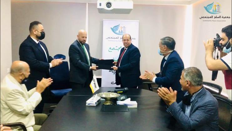 jcpa2020's tweet photo. تصل قيمتها ما يقارب 2.5 مليون دولار أميركي
جمعية السلم المجتمعي تقدم معدات طبية لمستشفيات حكومية
@issahyari @bilal_sakarneh1 
https://t.co/Kn7xUBCn5P https://t.co/NDNNxIbAit