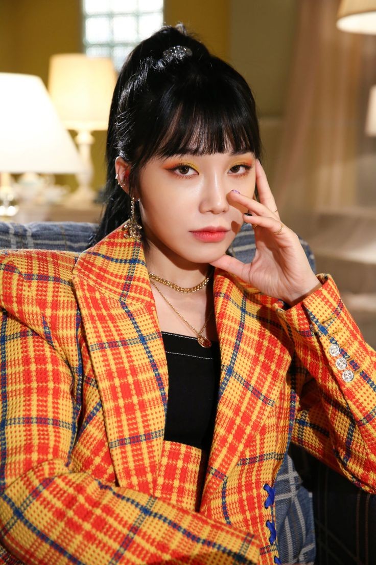 [🐼] A maior vocalista da Coreia, Jung Eunji, completa seus 29 anos 🥳

Desejamos tudo de bom para essa mulher que é incrível, gentil e talentosa. Parabéns, Eunji 🧡🐥

#에이핑크 #정은지 #은지 #Apink #Eunji <a href="/Apink_2011/">Apink(에이핑크)</a> #천재강아지_정은지_생일축하해 #LoveDayWithEunji