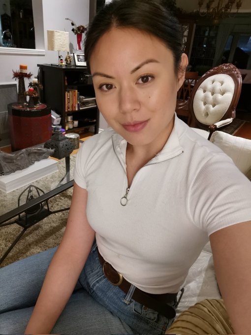 feeling like a cute egg 🥚 https://t.co/G1xhjczUD8