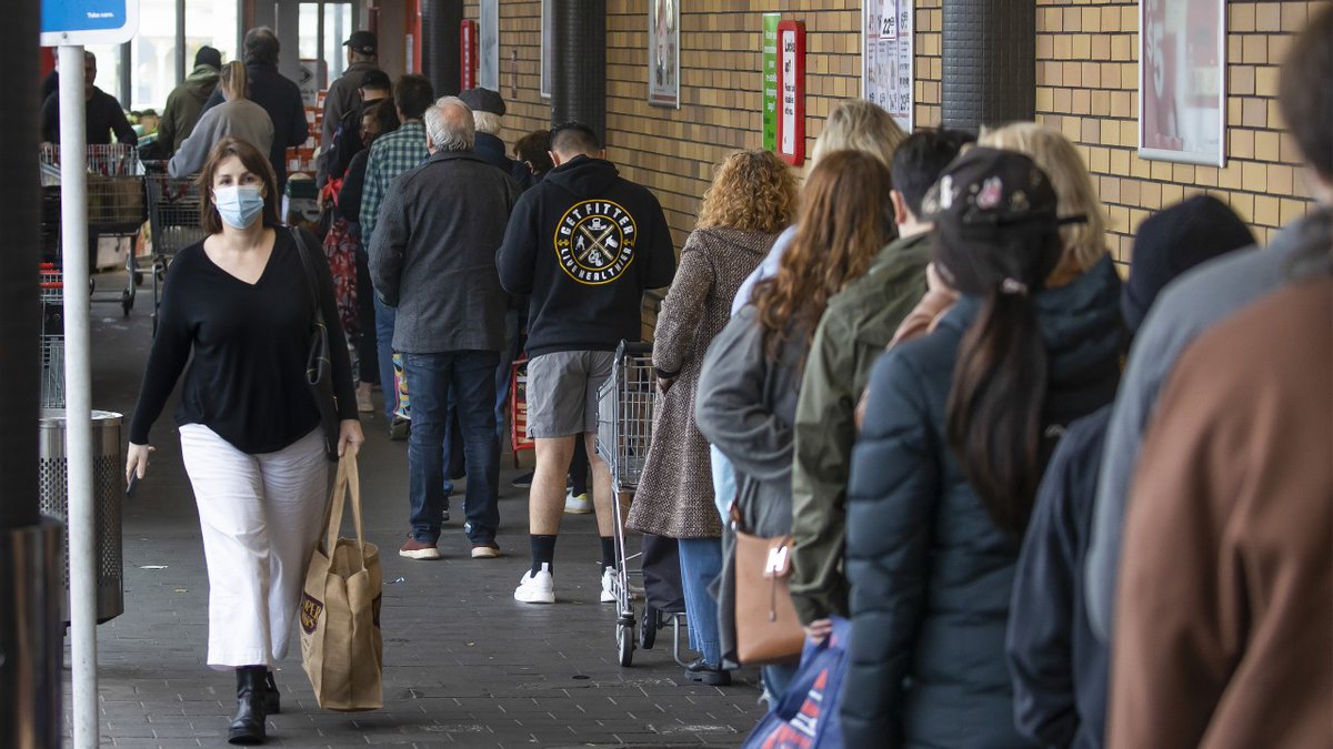 New Zealand to enter lockdown after single coronavirus case is found
 bit.ly/3g6Npsz #abc15