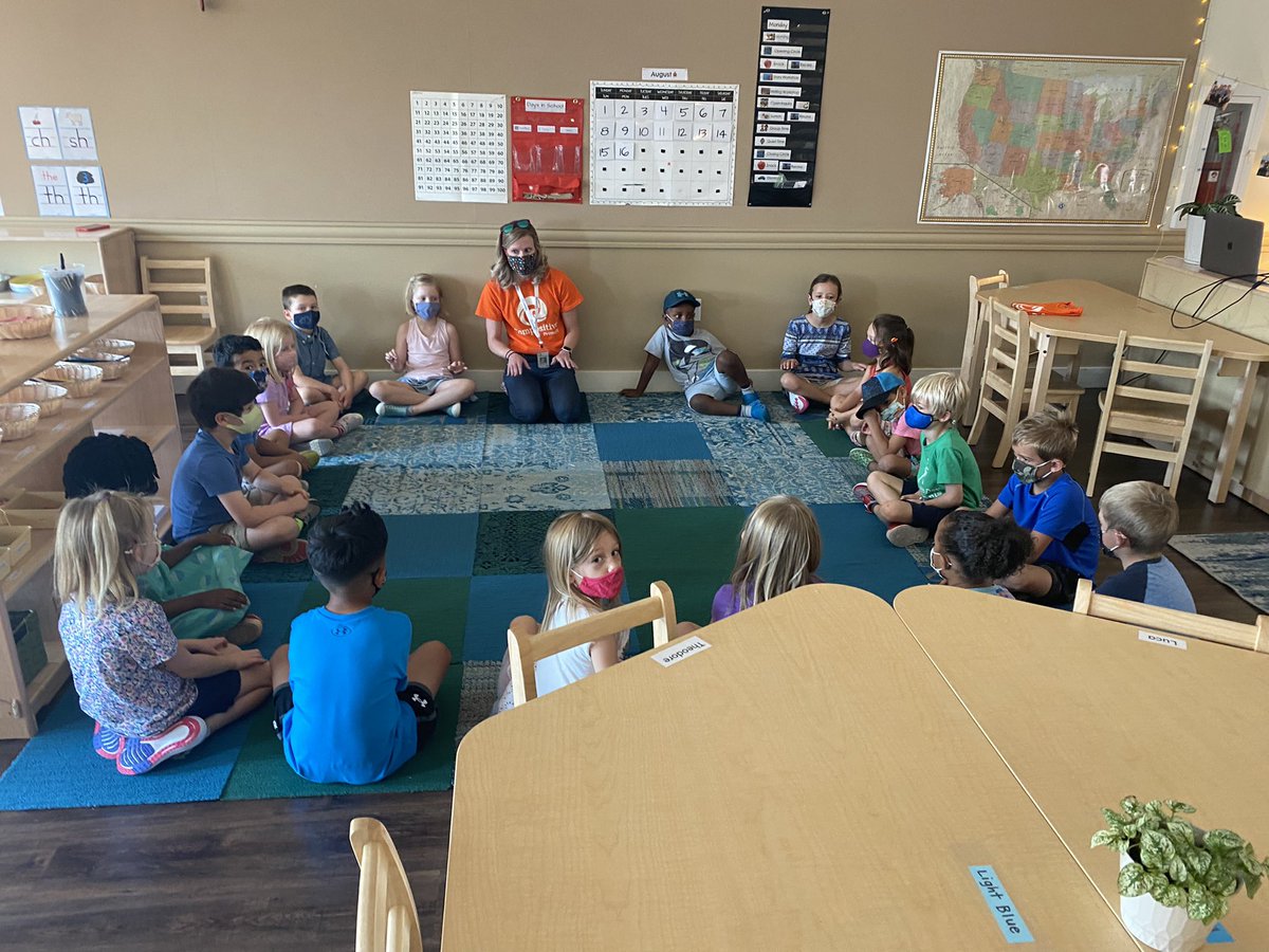 CompositiveEdu's tweet photo. First day of school @CompositiveEdu !! #inquiry #innovativeschools https://t.co/fYJTQ4OFUB