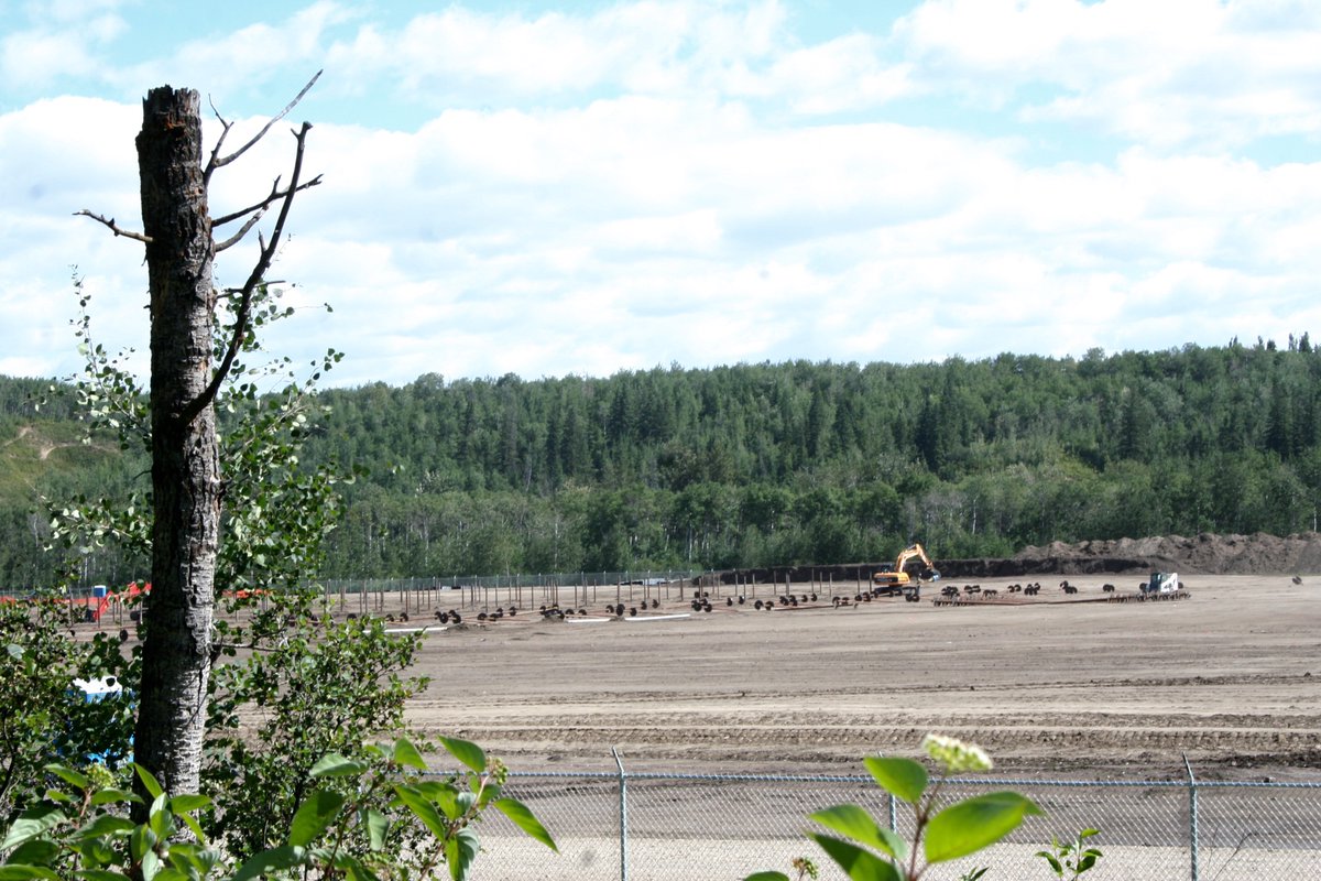 Archaeologist, after finding Edmonton's oldest known site of human culture:

'FiPj-176 is perceived to have high heritage value. It is recommended that site FiPj-176 be avoided....'

'Epcor has indicated...avoidance of the site area is not feasible.'

#solaronrooftops