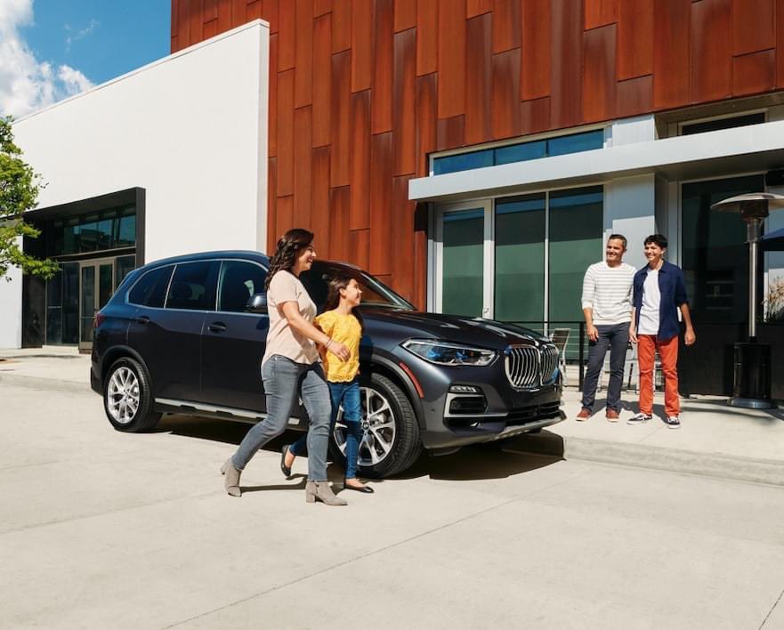 BMWBakersfield's tweet photo. The joy you feel from your BMW should last as long as you drive it. That’s why we have the BMW Ultimate Care program to keep your experience at its very best. Schedule an appointment today:

https://t.co/Y0lmeae2gT

#bmwofbakersfield #bmw #ultimatecare #luxuryservice https://t.co/NAQtLeVtDl